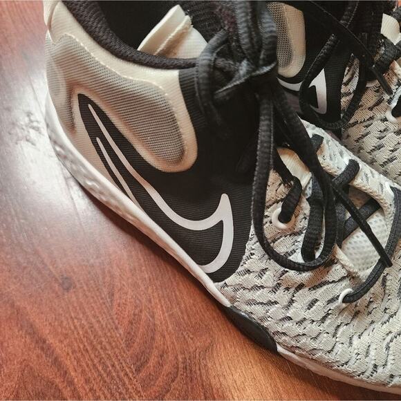 NIKE KD TREY 5 VIII ATHLETIC SHOES SIZE 8 WOMENS - Picture 5 of 9